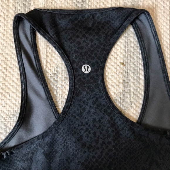 Lululemon Tank | Size 6 - Picture 3 of 3
